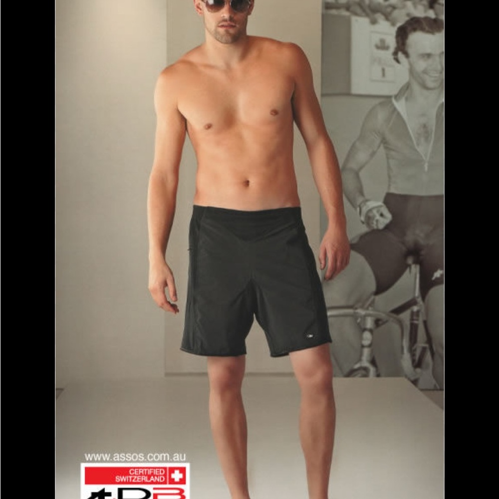 ASSOS DB.21 Track Shorts, Large Black